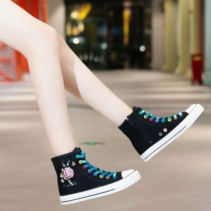 Sports Shoes