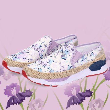 sports shoes