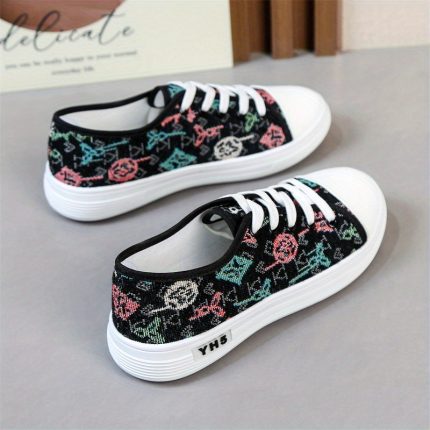 Sports Shoes