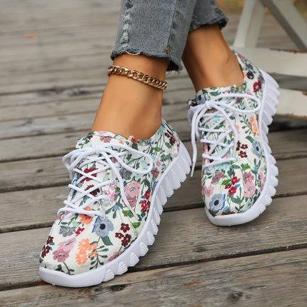 Sports Shoes