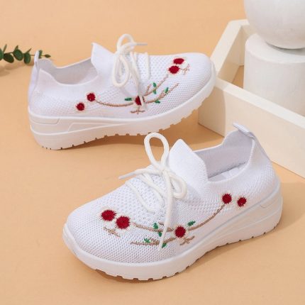 Sports Shoes