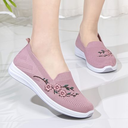 Sports Shoes