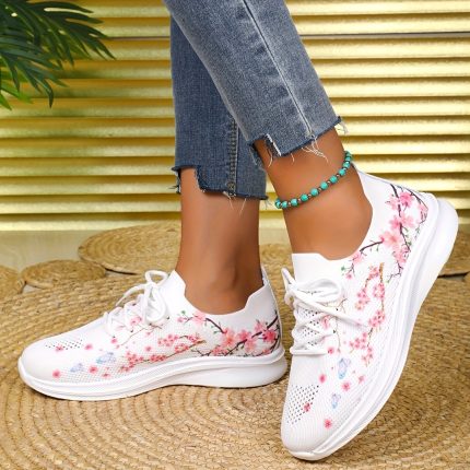 sports shoes