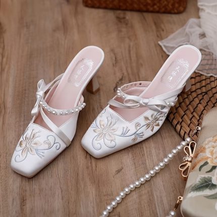 Sandal